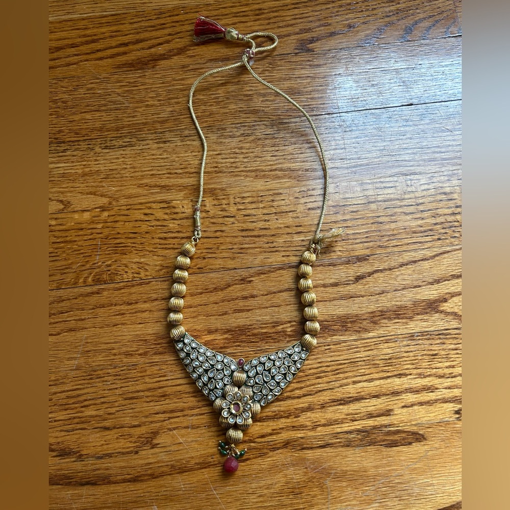 Elegant Gold and Silver Necklace